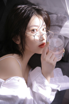 会飞的小精灵
